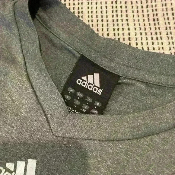 Philadelphia 76ers t shirt - Picture 3 of 5